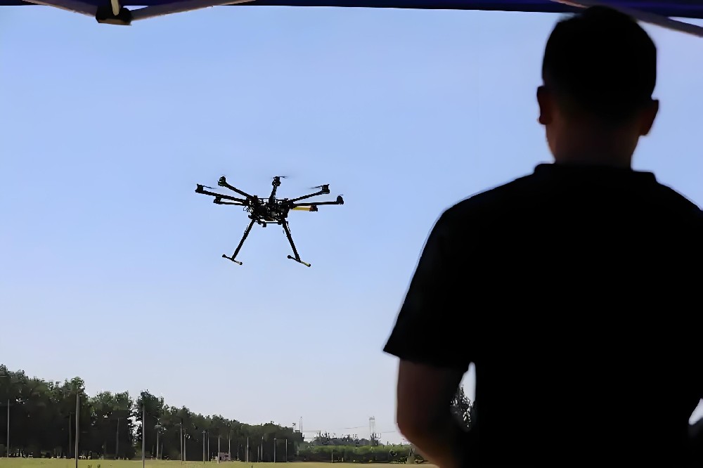 六安的吳大哥來合肥考取機長證，零基礎，28天順利通過考試