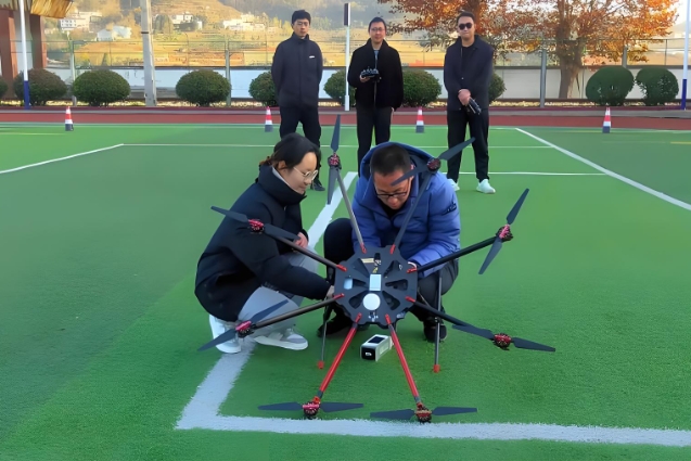 阜陽界首來的“女機長”無人機培訓考試一次性通過