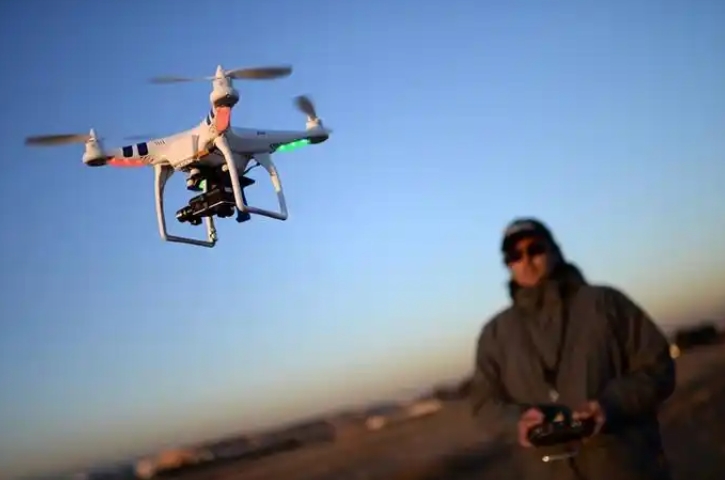 一名小汽車教員向無人機教員的轉變